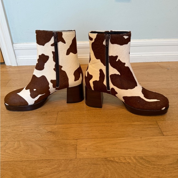 Jonak OVAL-TOE ANKLE BOOTS
in brown cowhide pony hair - brand new from Paris - Picture 9 of 9